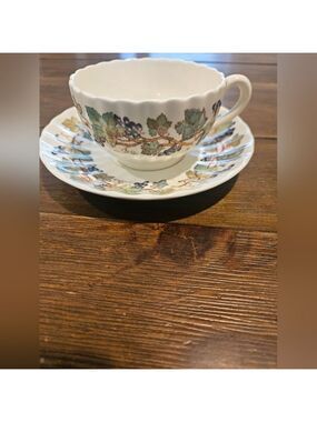 SPODE VINTAGE MONTICELLO VINE FLUTED CHINA CUP & SAUCER MADE IN ENGLAND